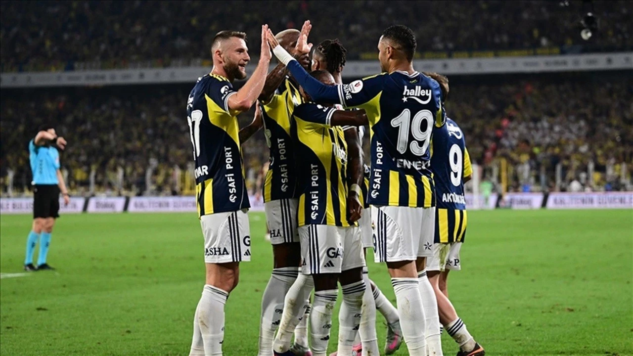Fenerbahçe’nin alanyaspor deplasmanındaki ilk 11’i netleşti